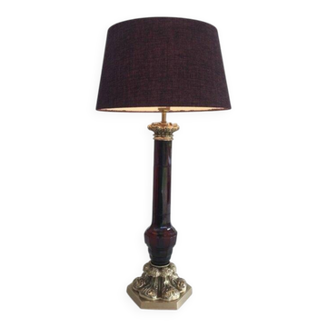 Attribué à Cristal & Bronze Paris. Importante lampe en cristal rouge et bronze ciselé.