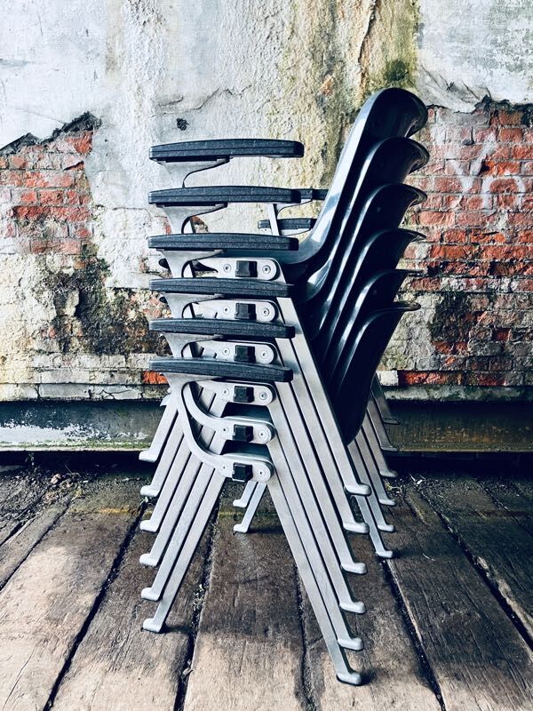 Wesifa vintage stacking chair – German space design from the 1960s