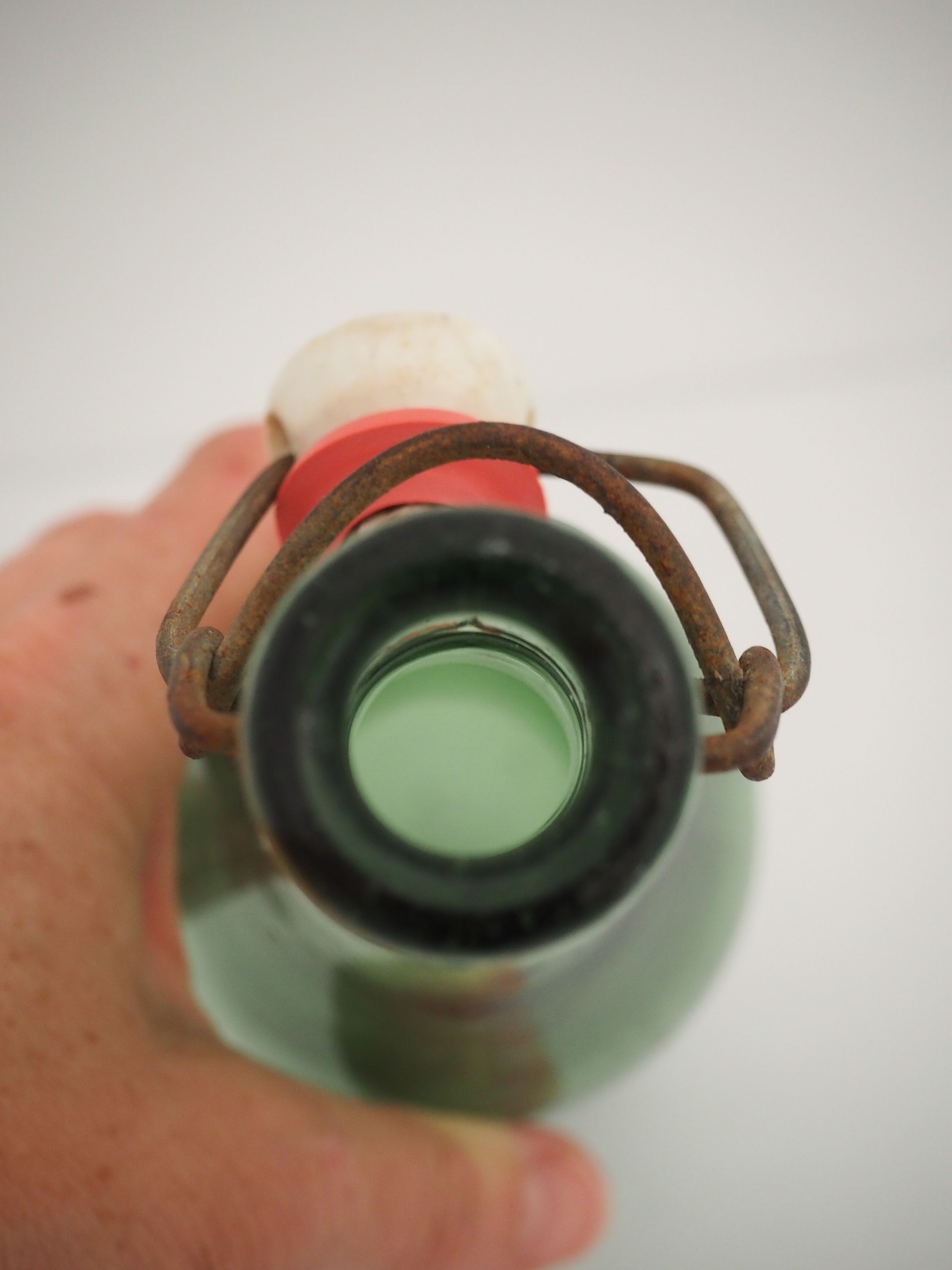 Bouteille en verre « glacière moderne A. Guillaud - saujon »