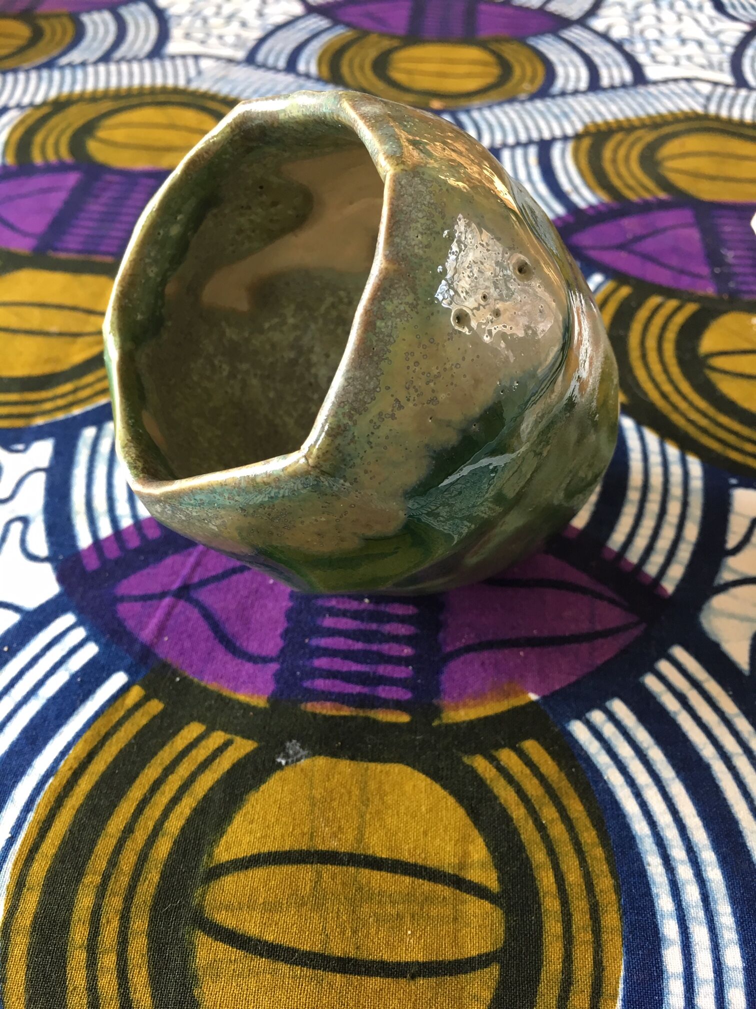 Green enamelled ceramic-faced bowl