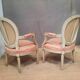 Paire de  fauteuil medaillon de style Louis XVI