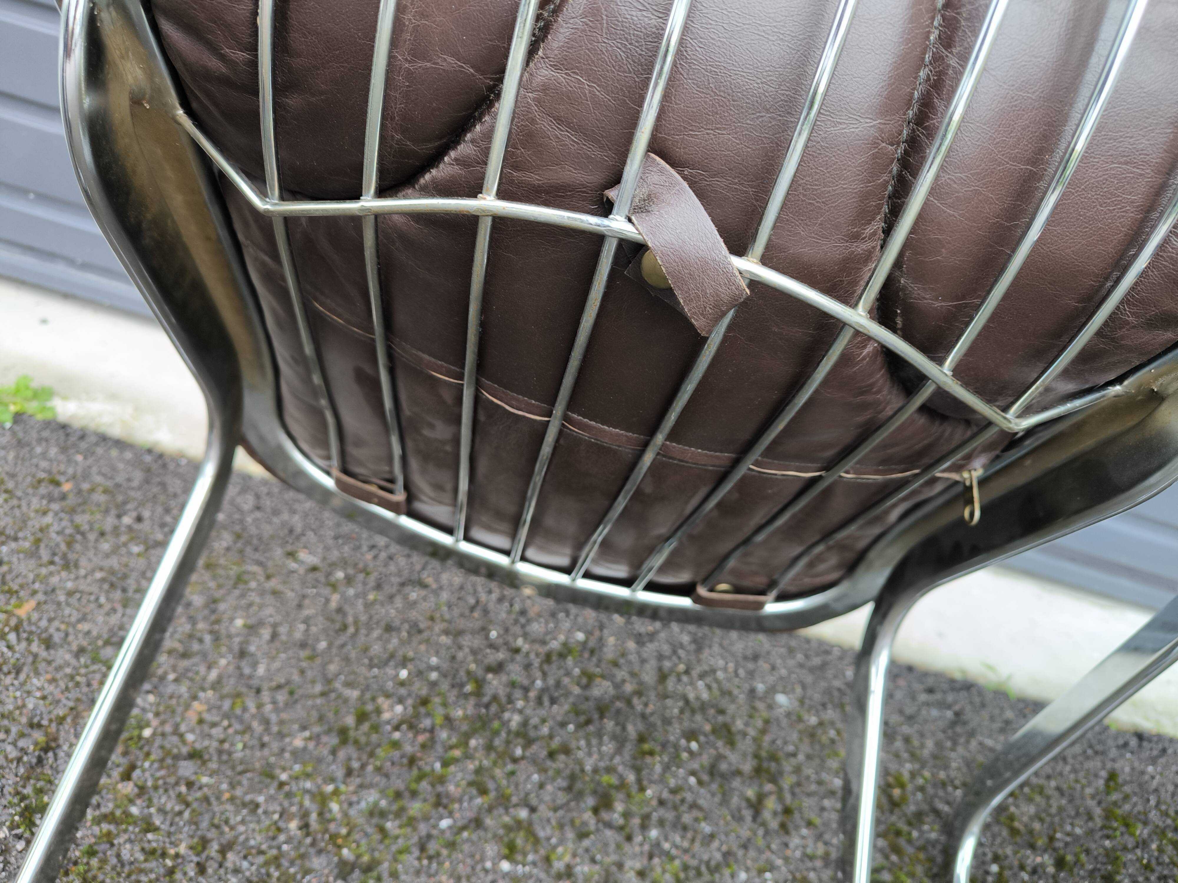 Pair of designer chairs from Cidue Italy