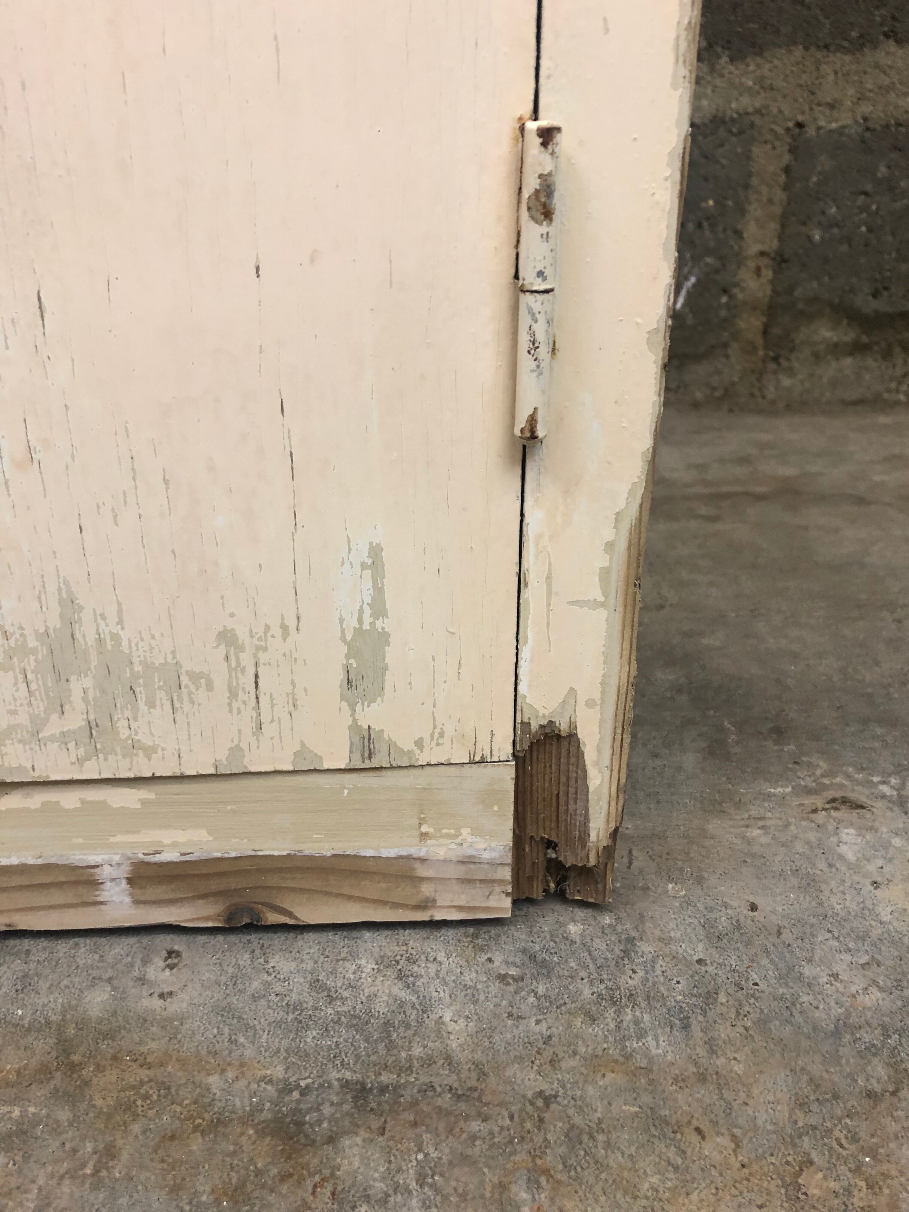 Loom cabinet with drawers and cupboard