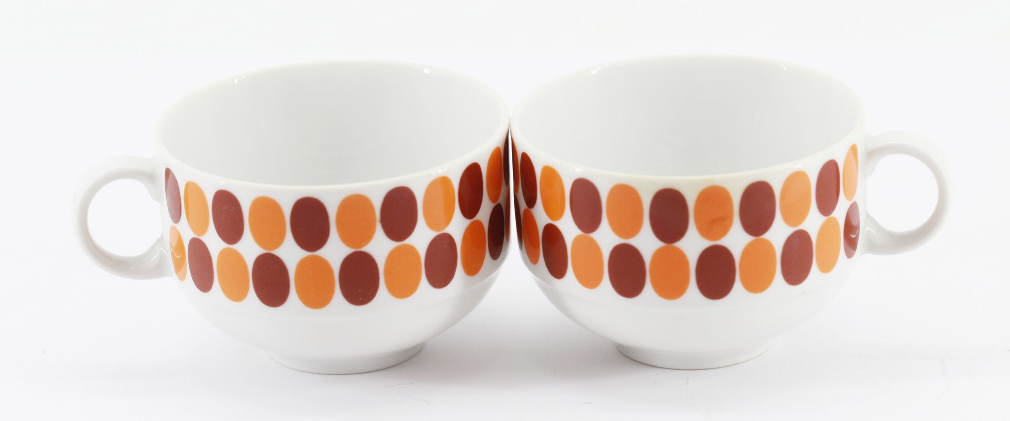 Set of 2 old cups