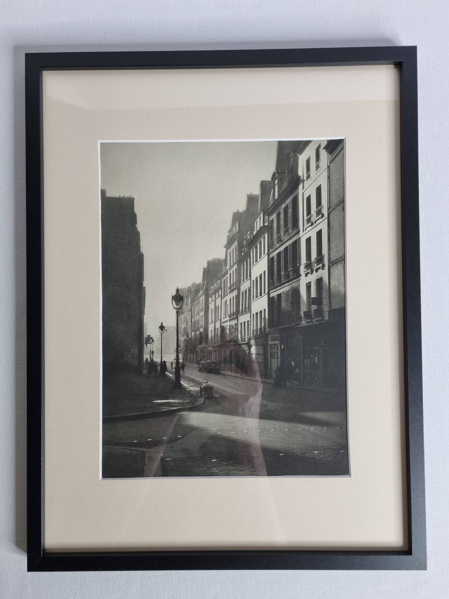 Rémy Duval – Rue de l'Île Saint-Louis, photoengraving from 1946 – Framed under glass
