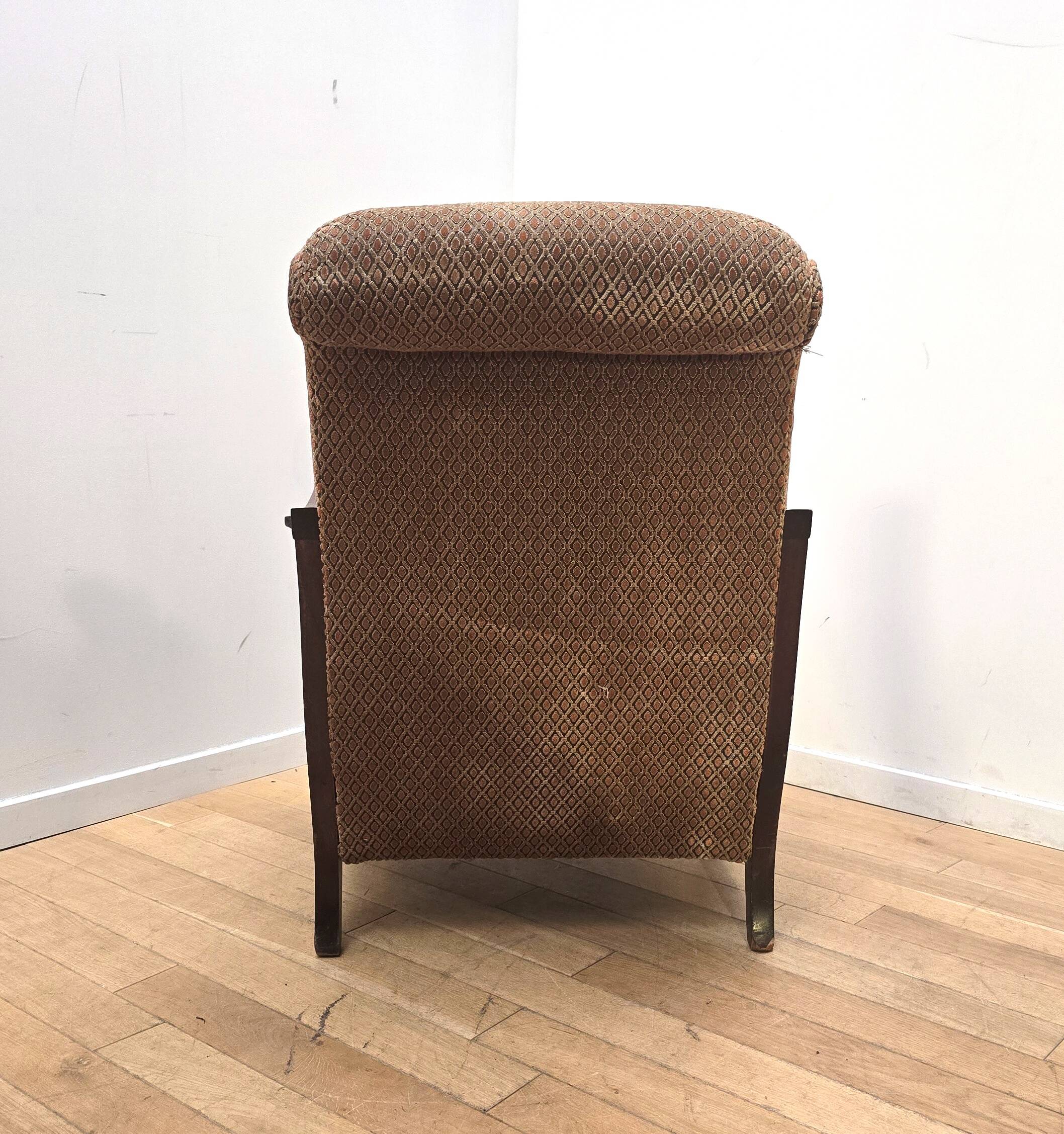 Vintage English style armchair