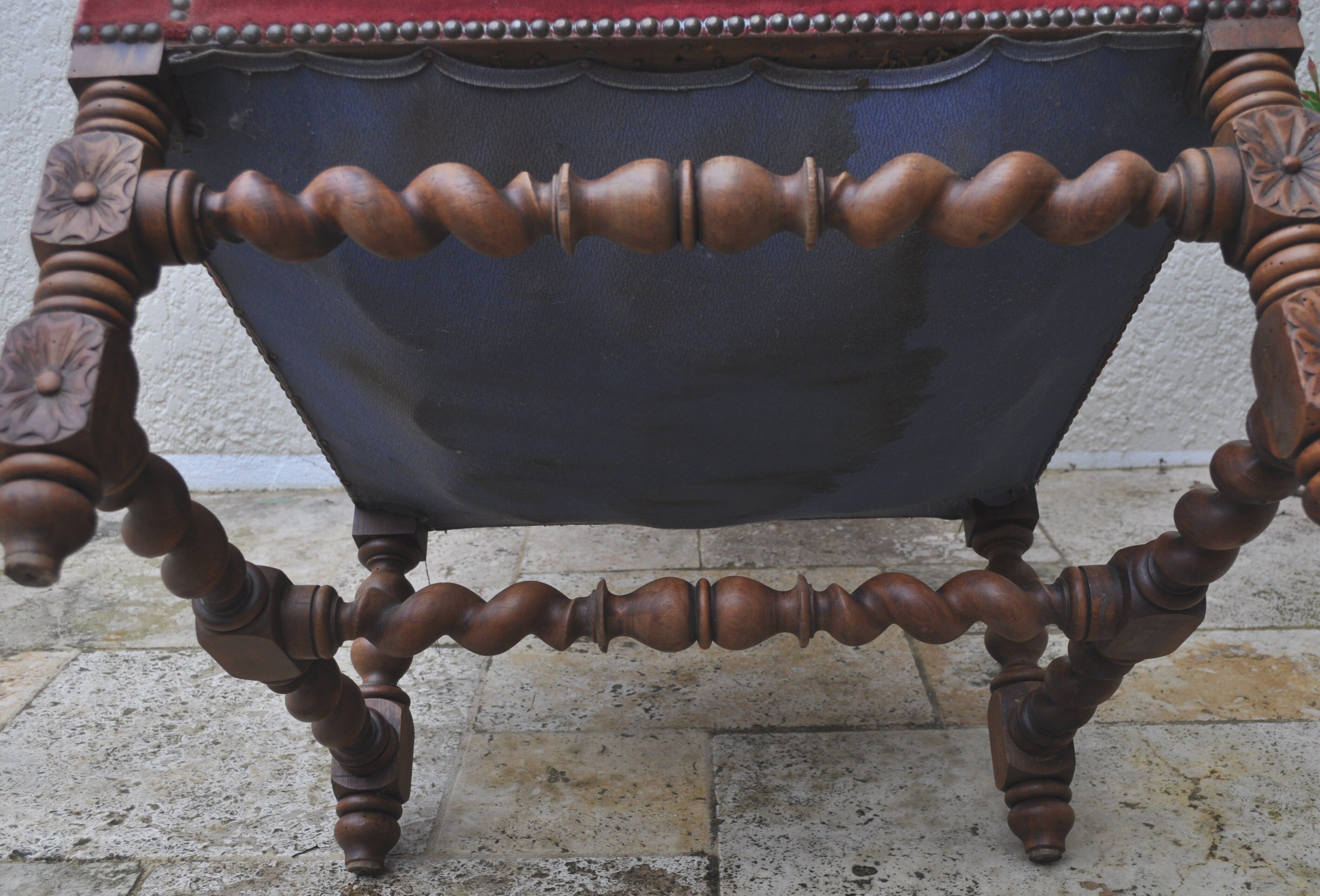 Large baroque armchair old wood and velvet