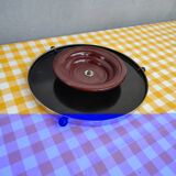 Turntable with earthenware pastry and bakelite floral decoration
