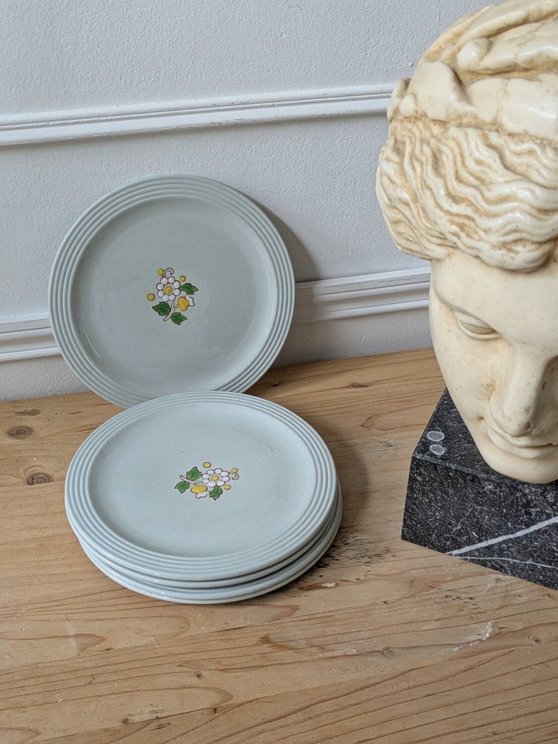 Longwy dessert plates