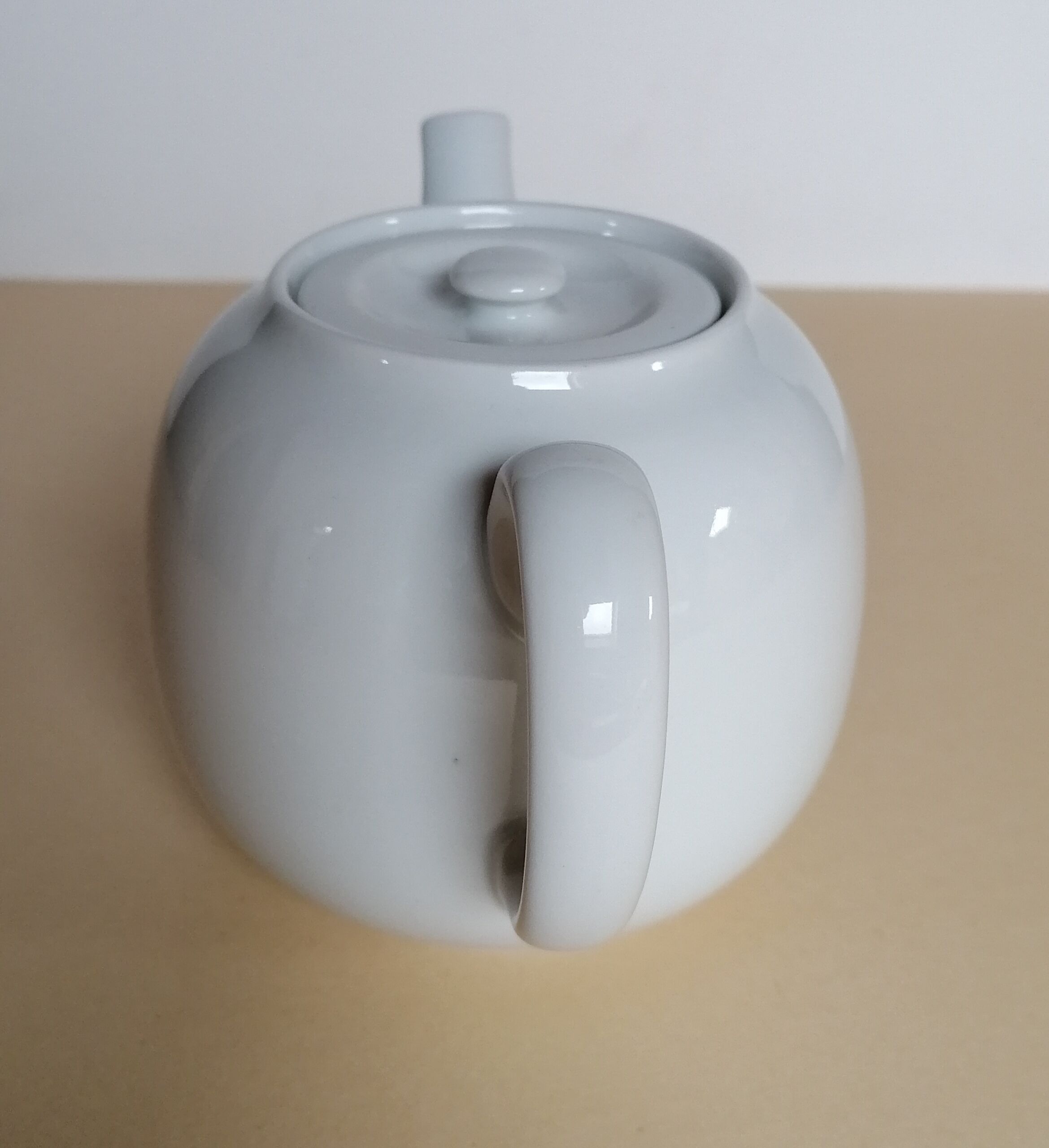 Old Pillivuyt teapot in white porcelain