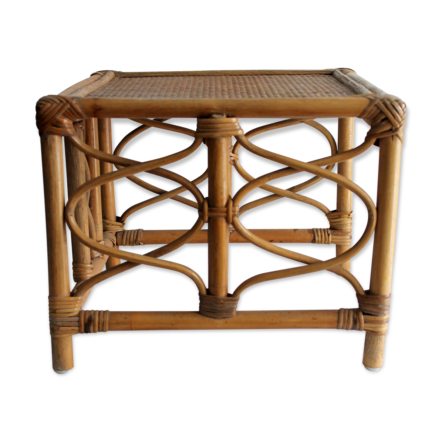 Table or footrest rattan