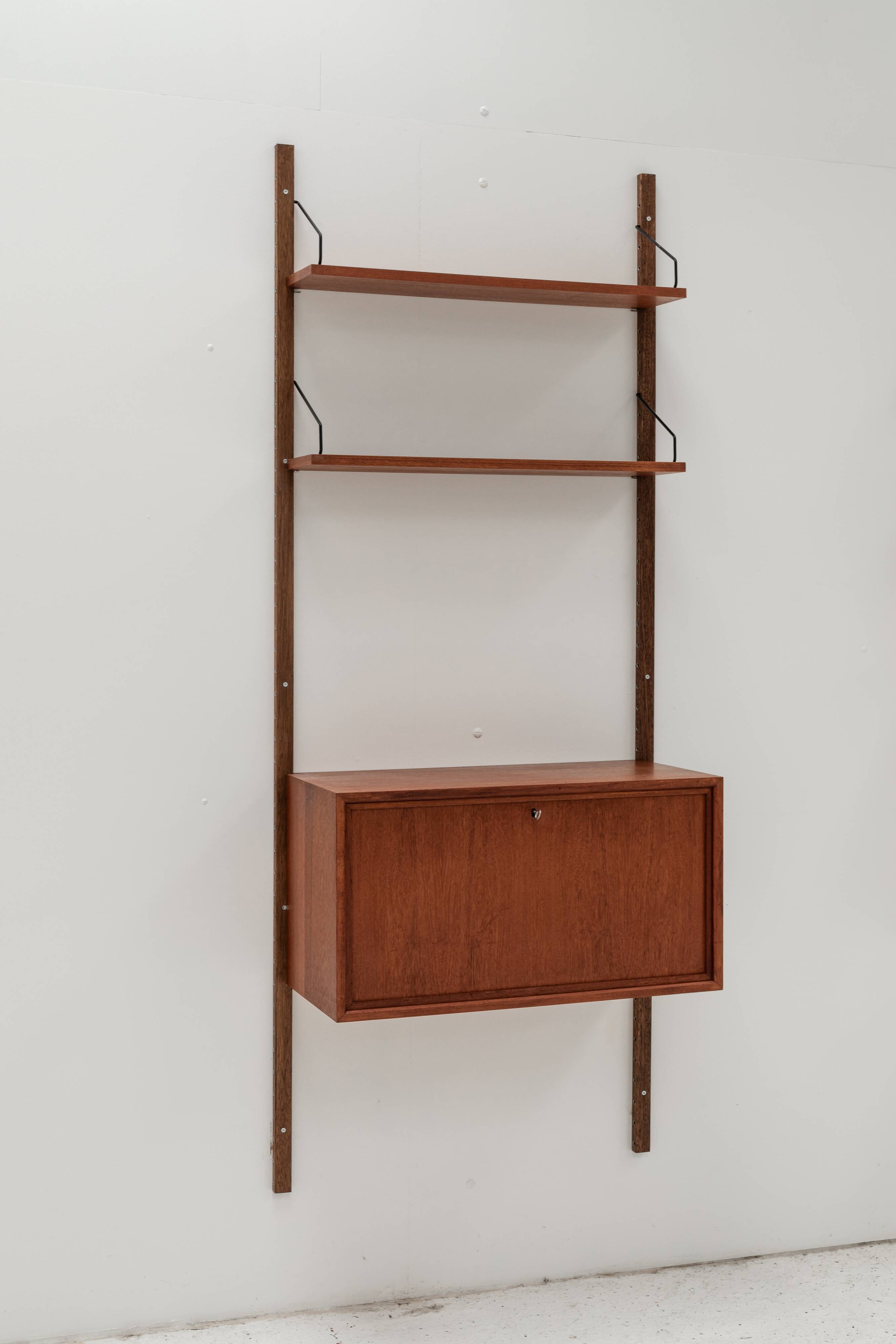 Wall unit by Poul Cadovius