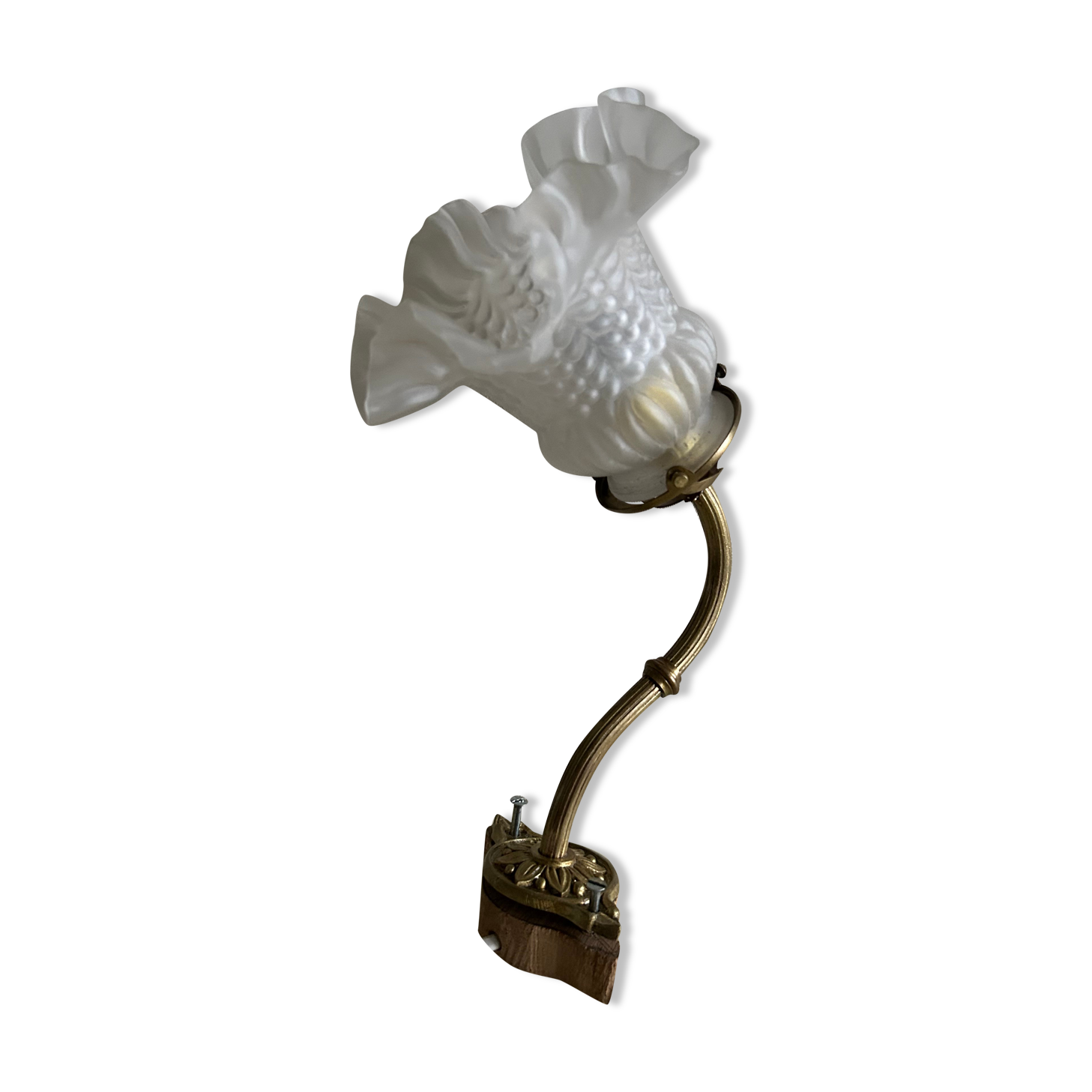 Antique gilded bronze wall lamp with frosted glass tulip