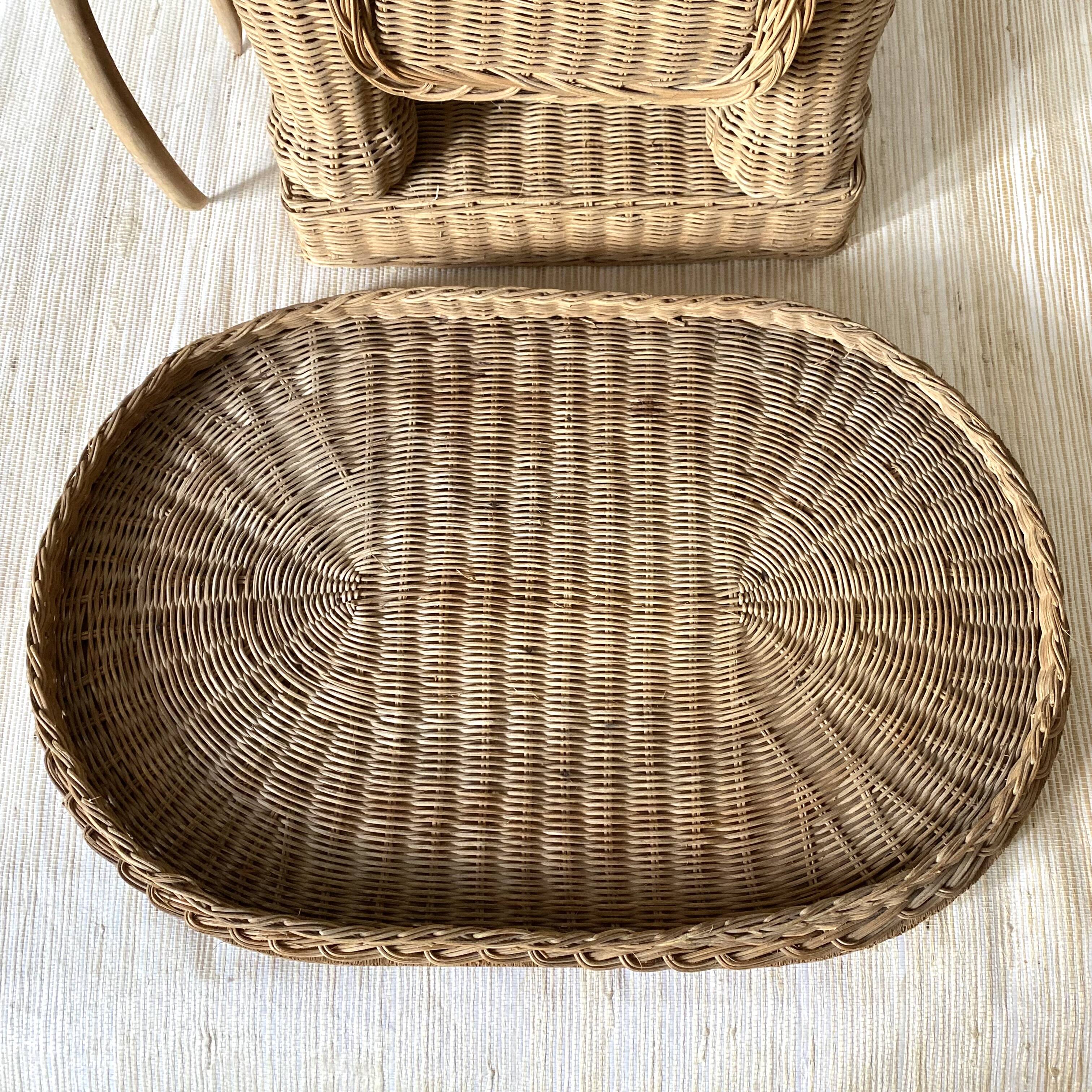 Vintage elephant rattan table