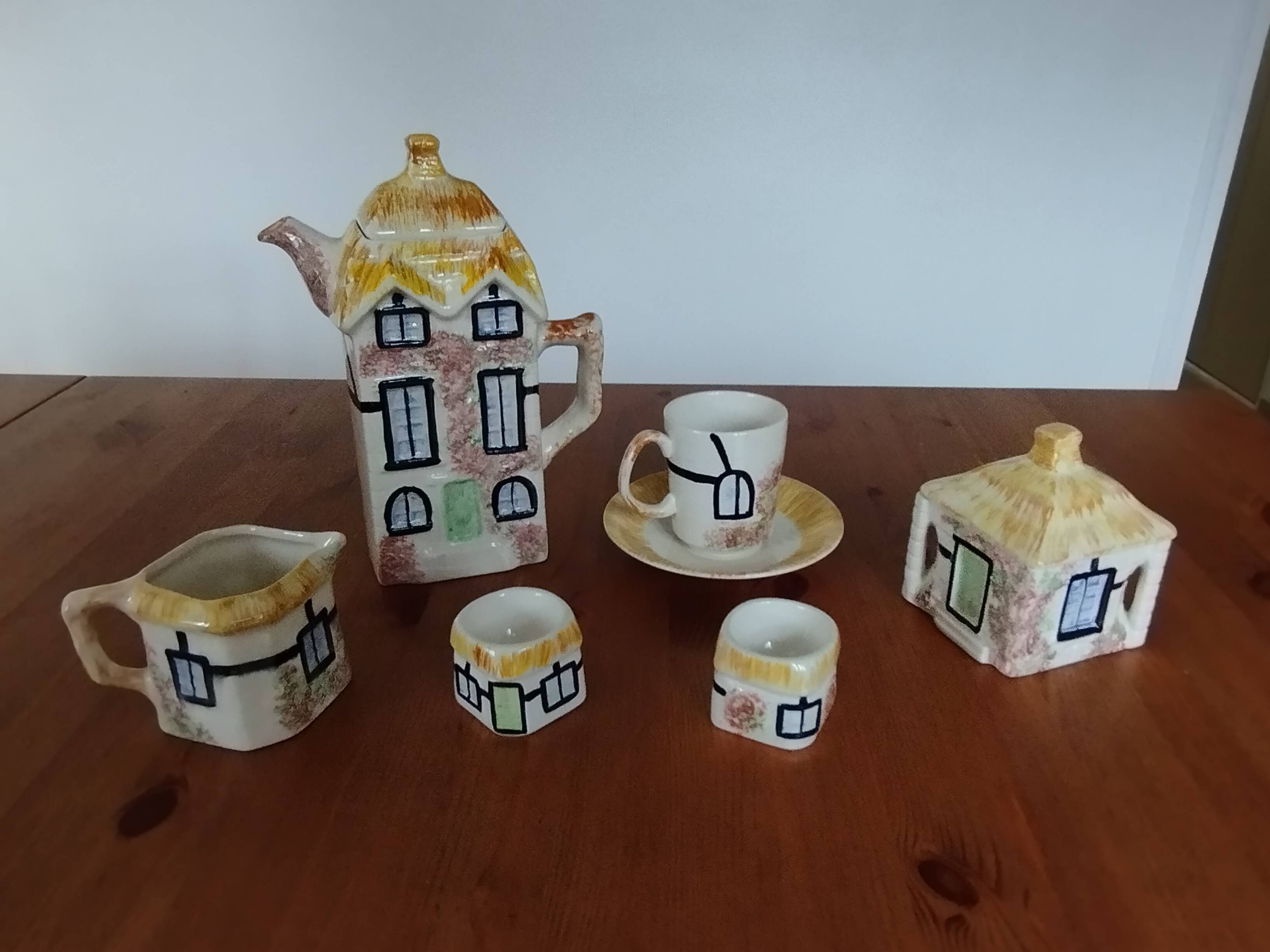 Vintage English Price Kensington Elizabethan Ware Tea Set