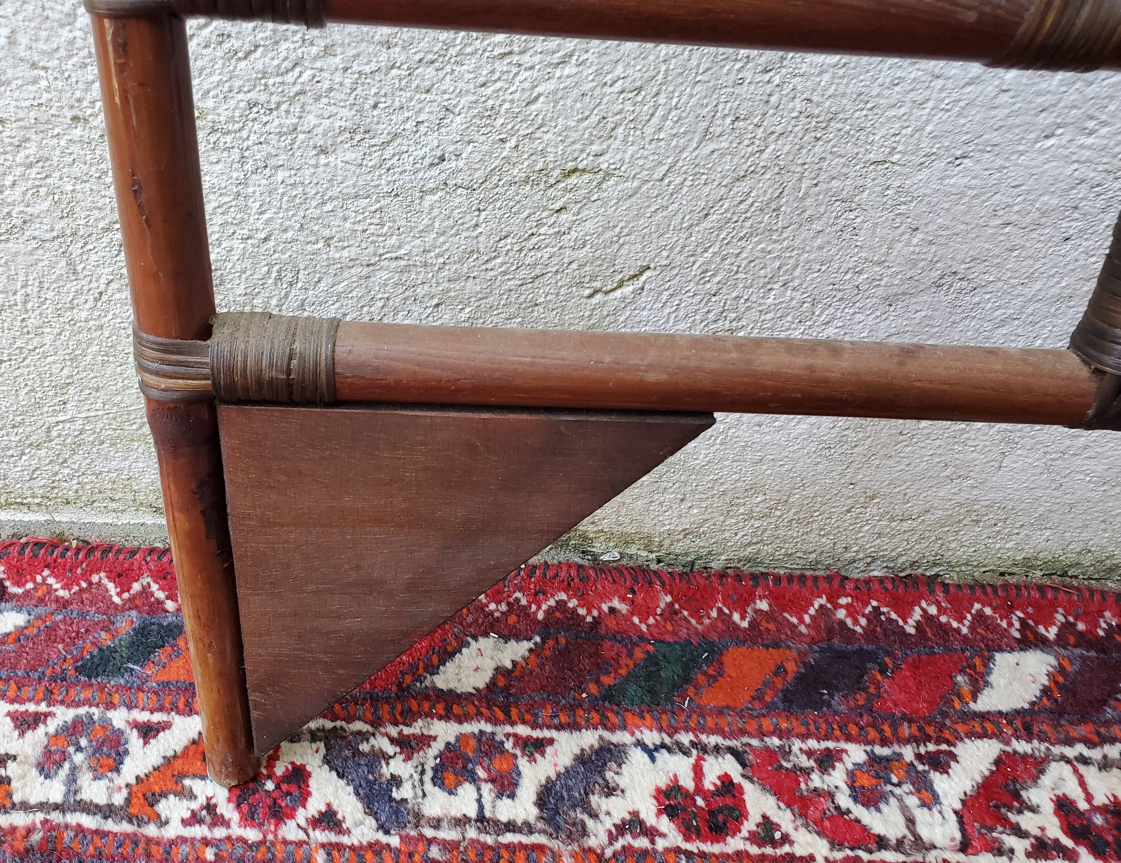 Rattan arabesques headboard