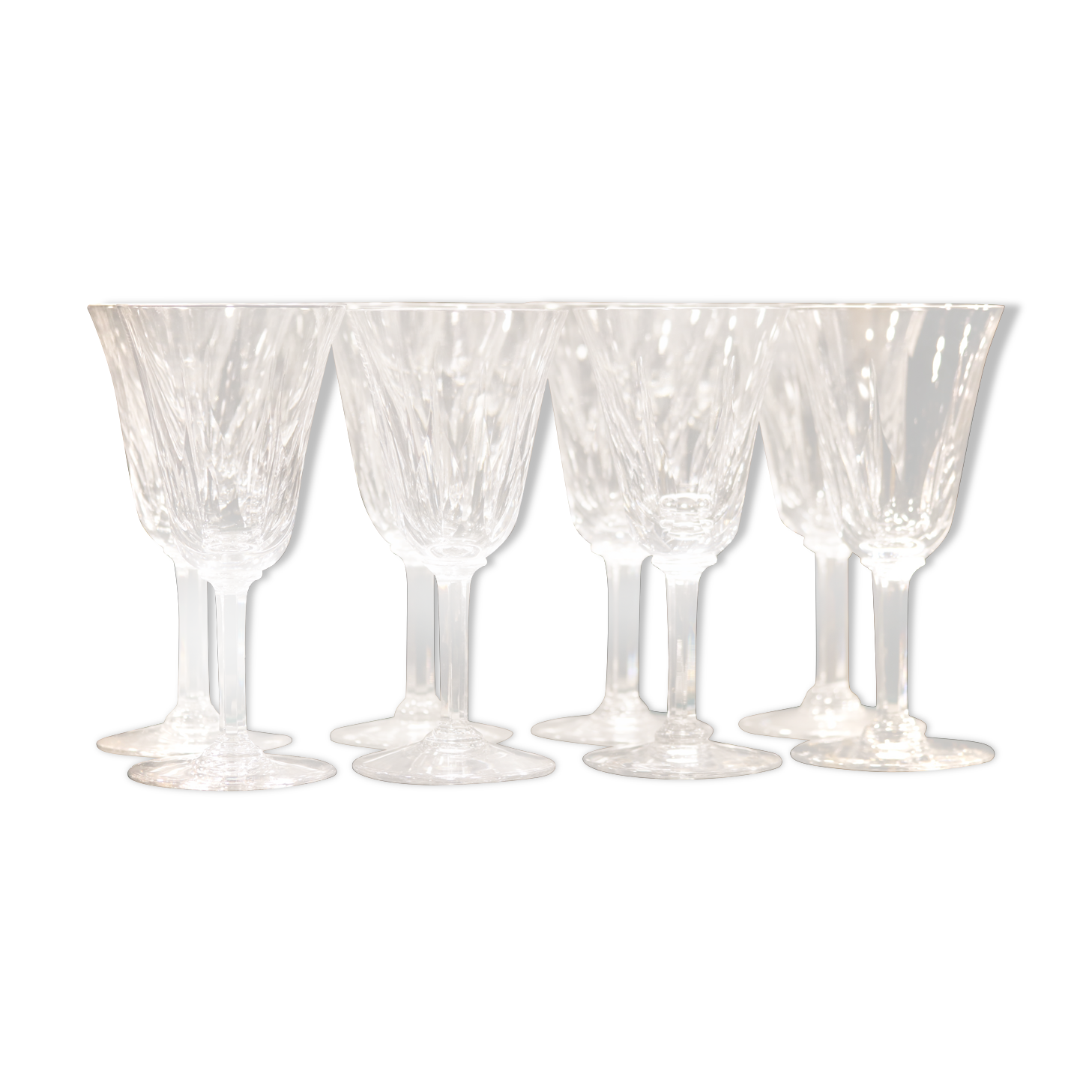 Suite of 8 crystal water glasses of Saint Louis, Model Cerdagne