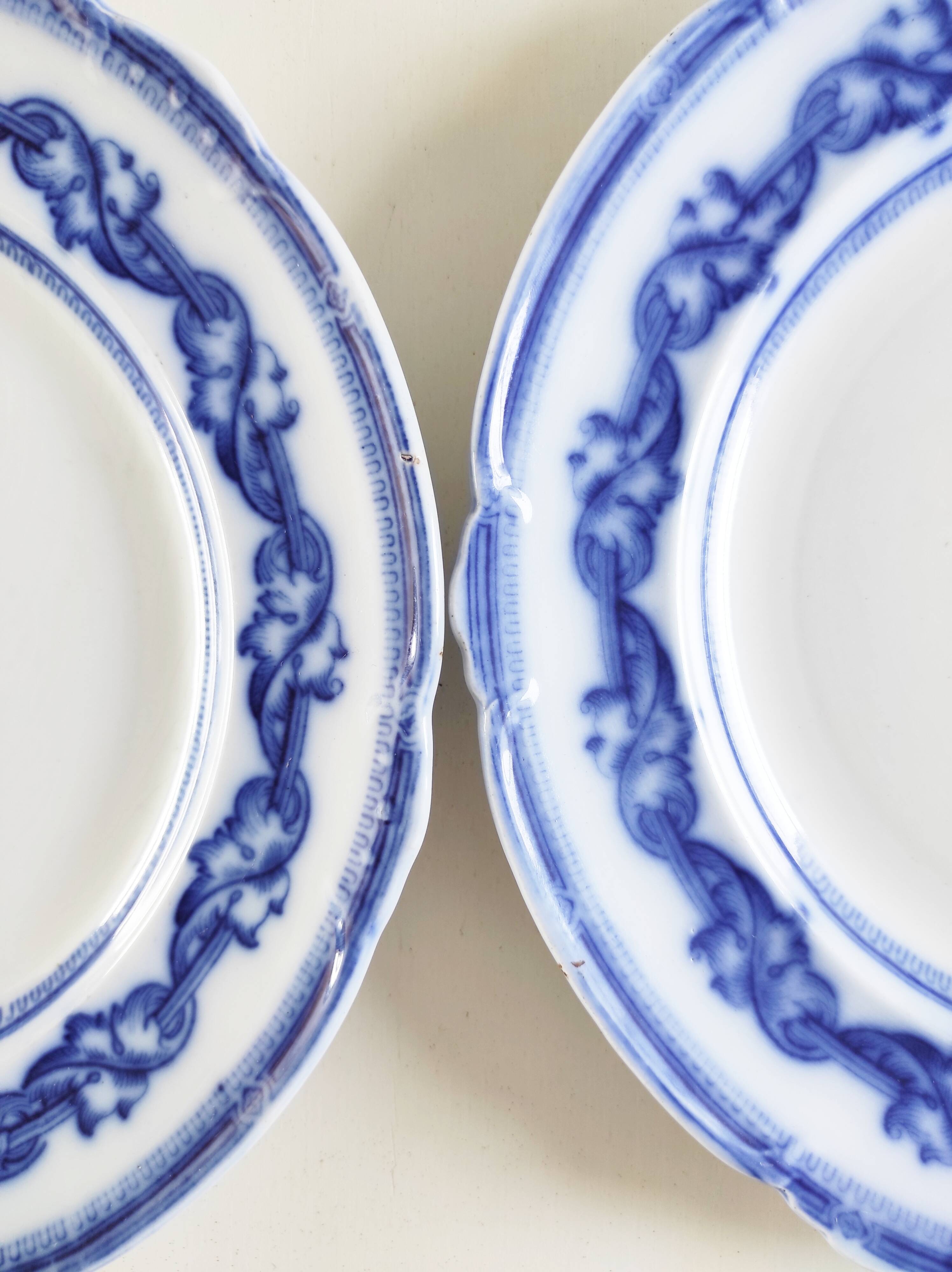 Pair of English earthenware plates, leaf pattern.