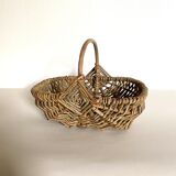 Small wicker basket