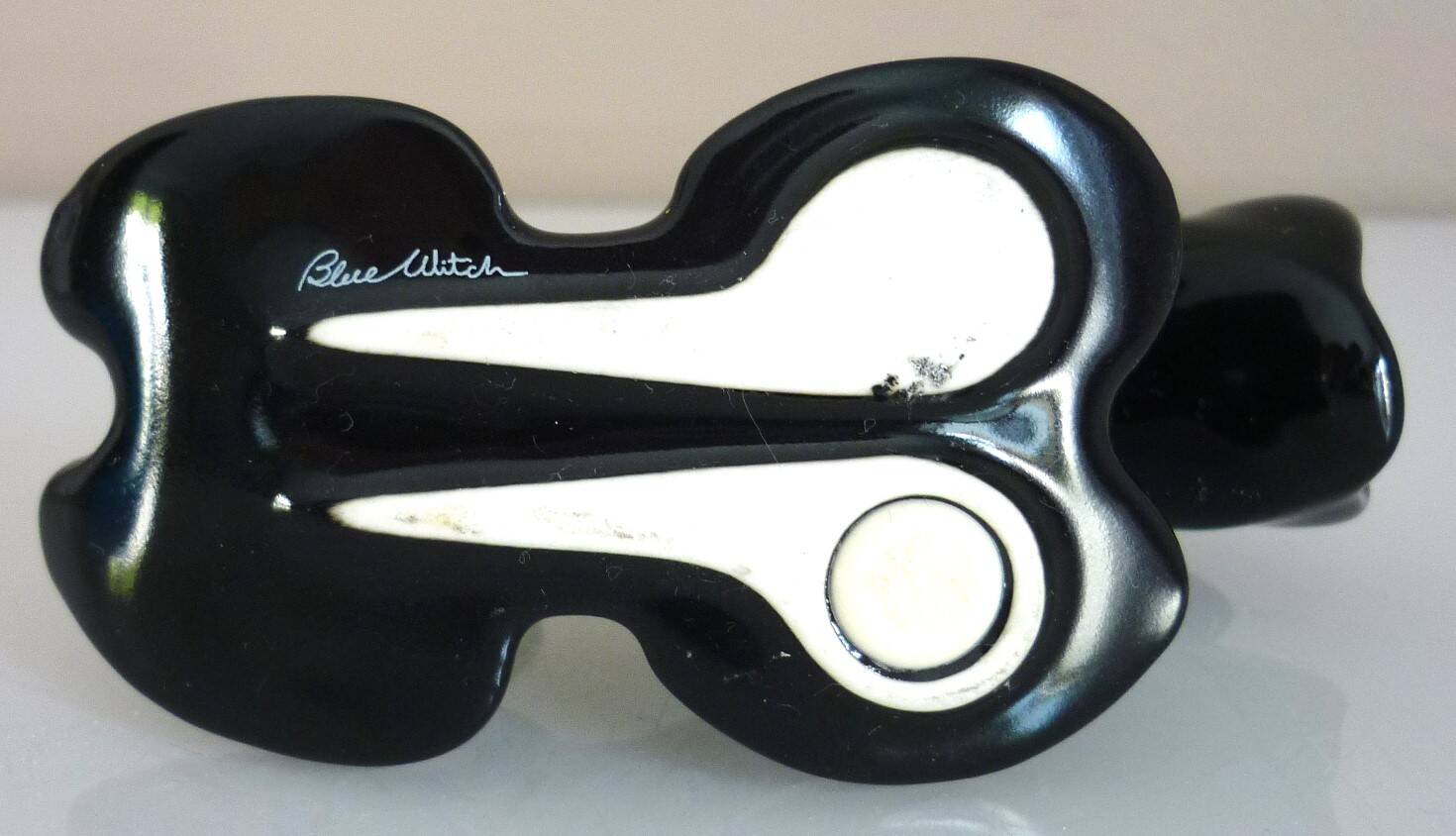 Salt and pepper shakers, glazed ceramic, Scottish terrier dog, signed