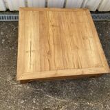 Opium coffee table