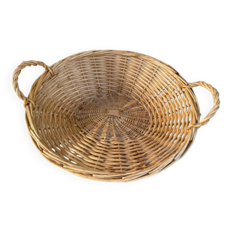 Vintage wicker presentation basket