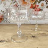 Set of 6 vintage champagne glasses in chiseled glass with flared drinking rim
