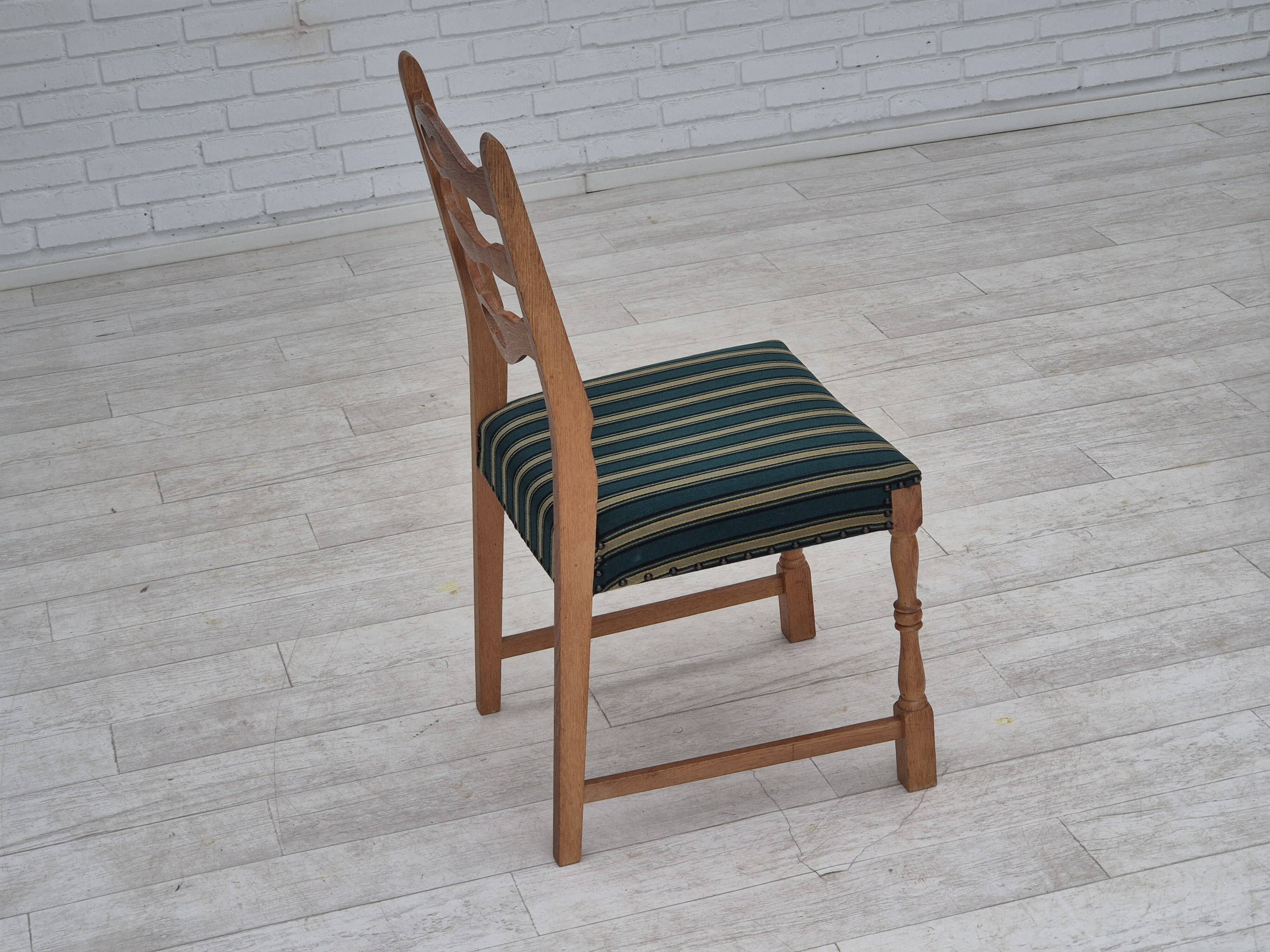 1970s, set of 6 Danish dining chairs, original condition, oak wood, furniture wool.