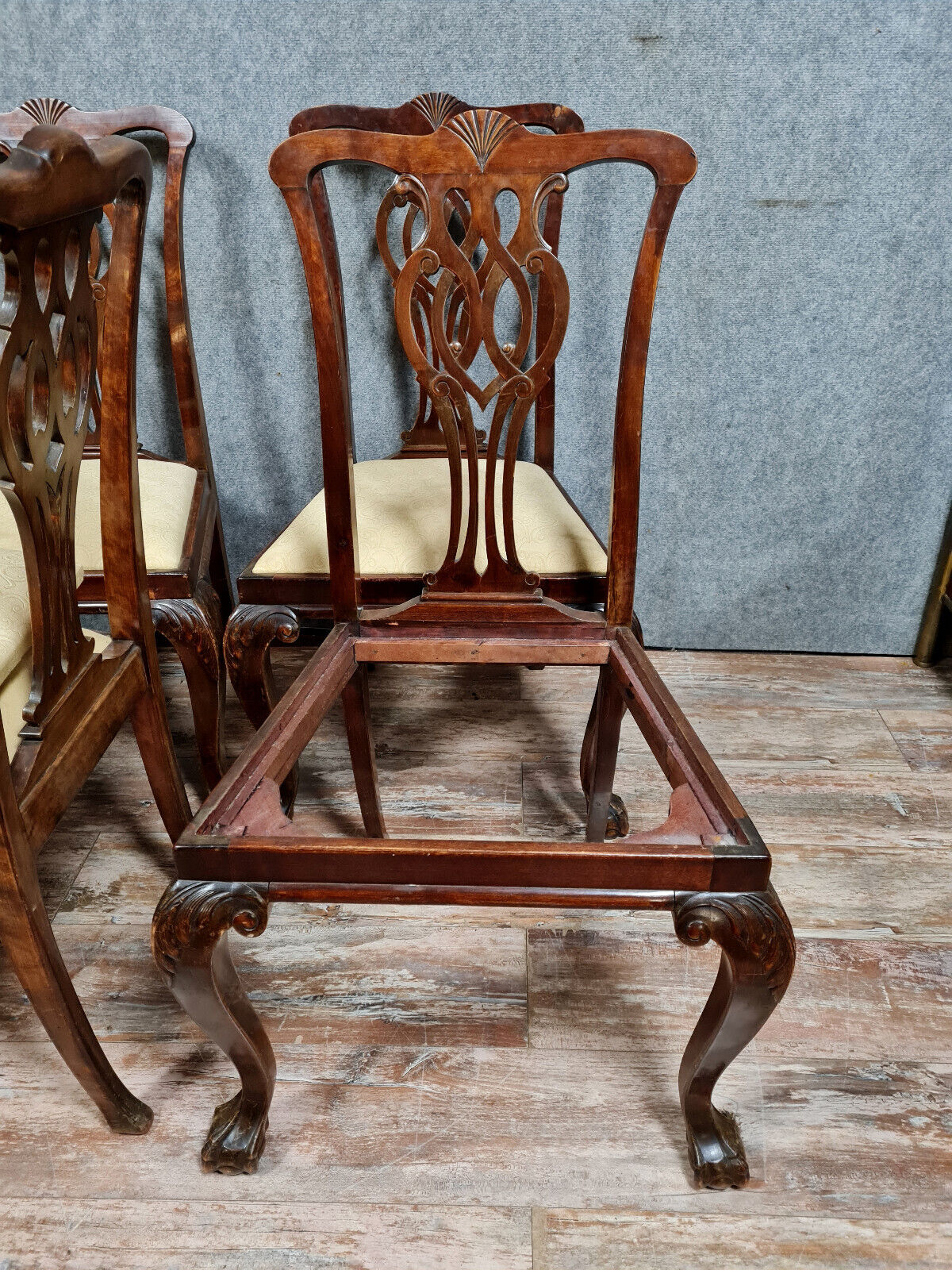Series of 6 Chippendale mahogany chairs circa 1900