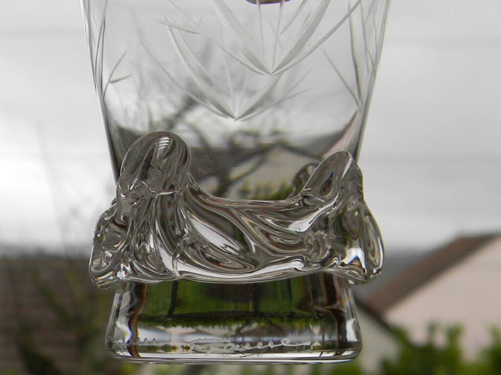 Set of 6 crystal liqueur glasses by daum. sorcy model.