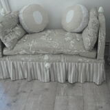 Bench bed on wheels 1 place