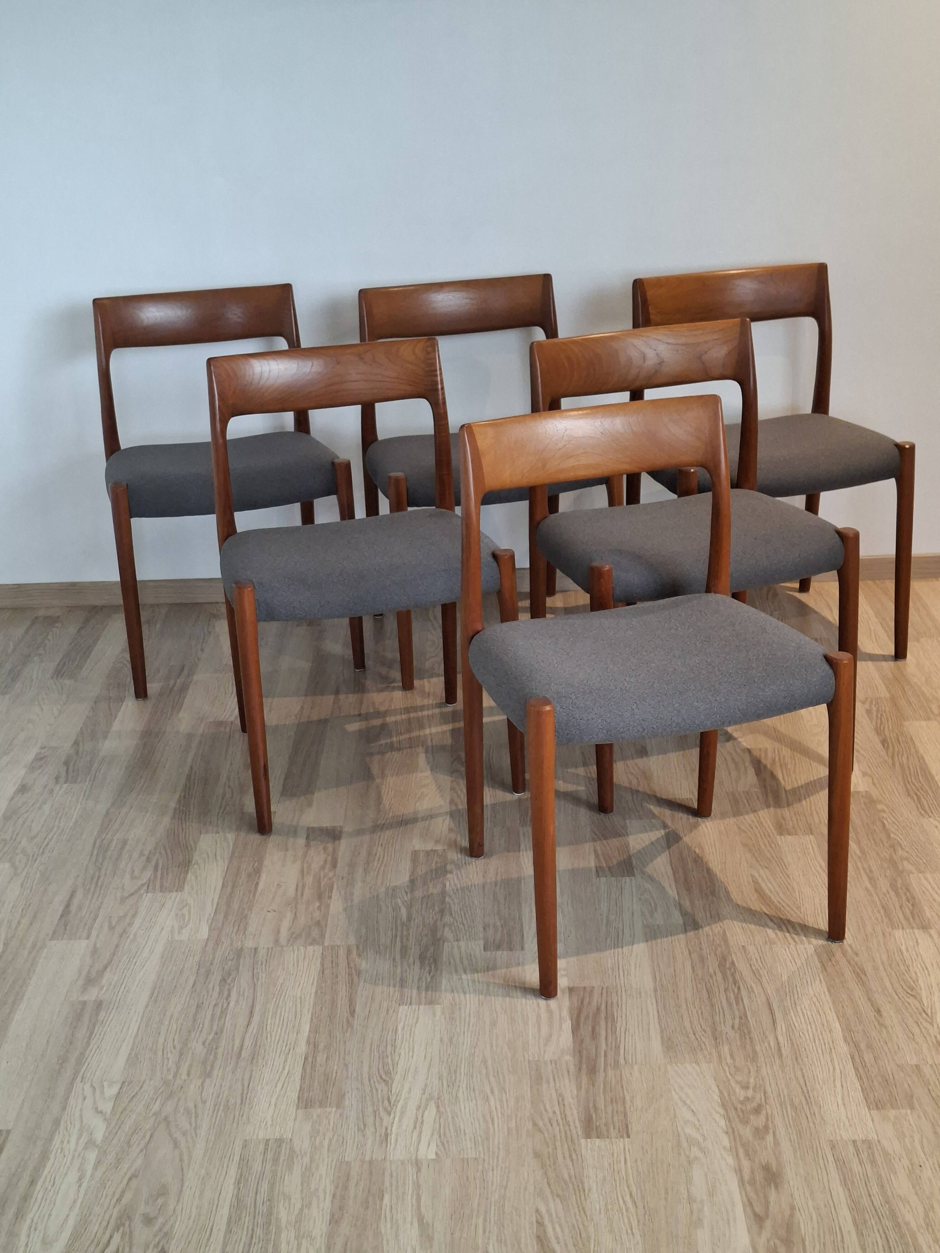 6 dining chairs by Niels Otto Moller. Model 77.