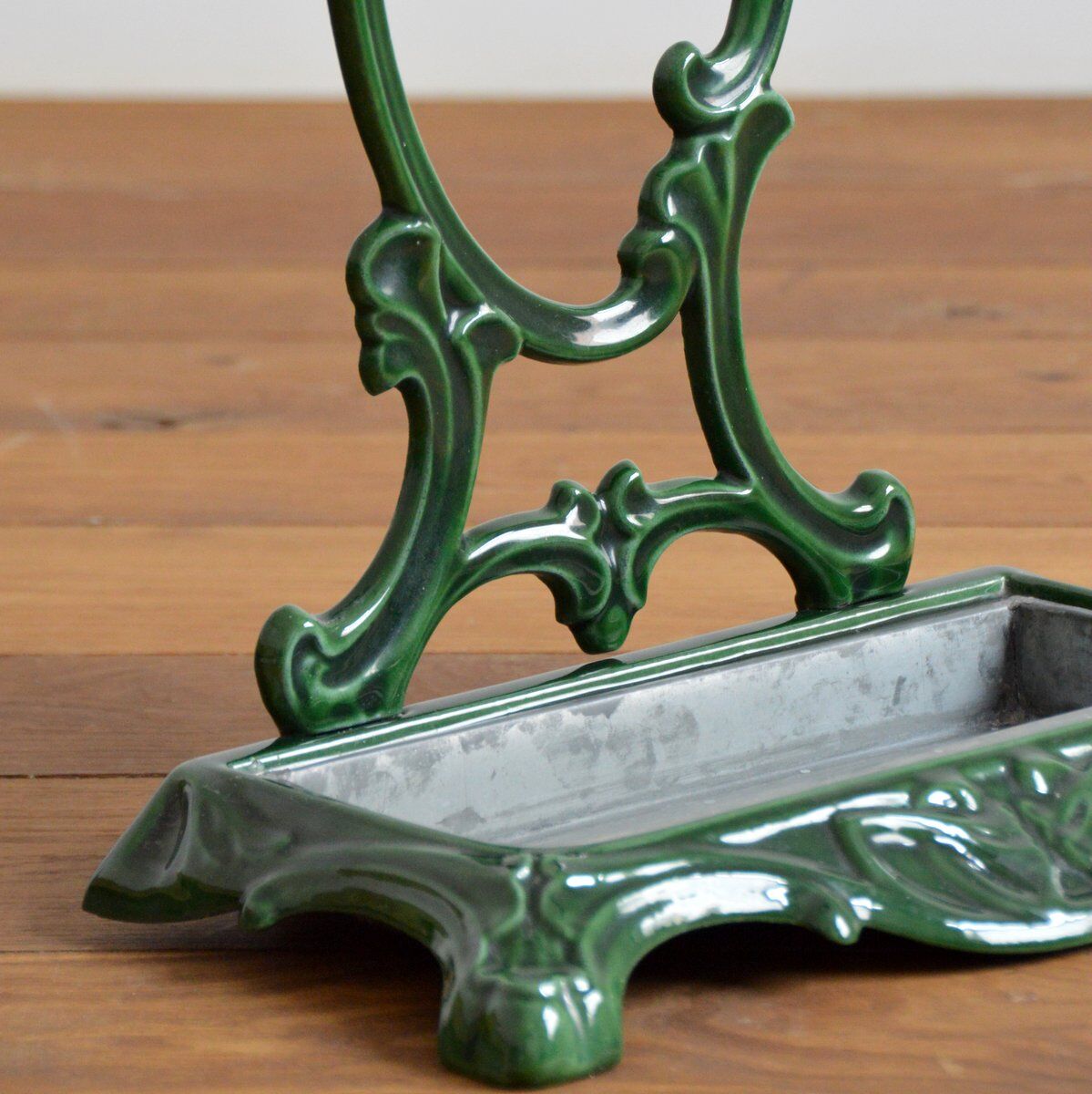 Enamelled cast door Castirone 1900