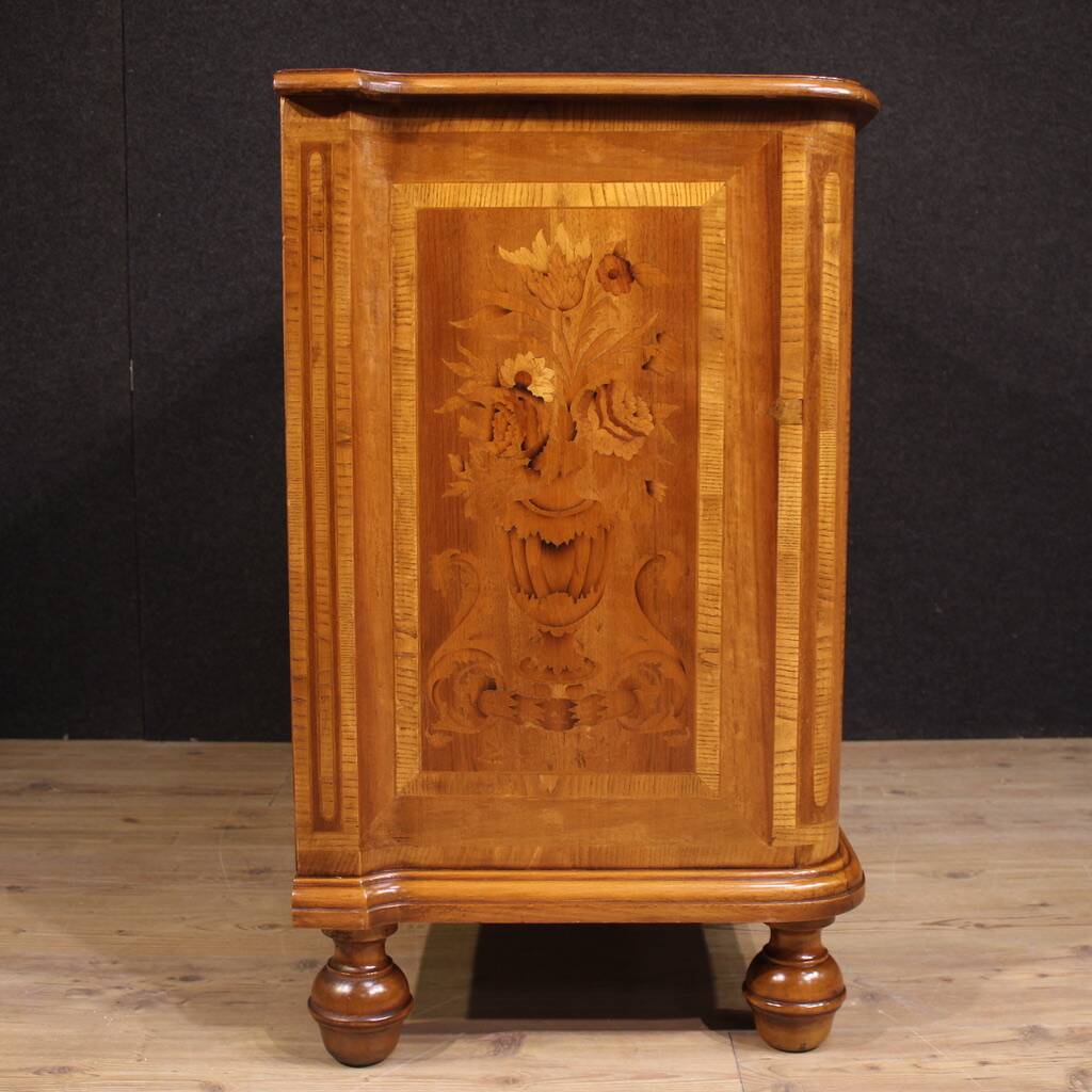 Commode en marqueterie italienne du 20e siècle