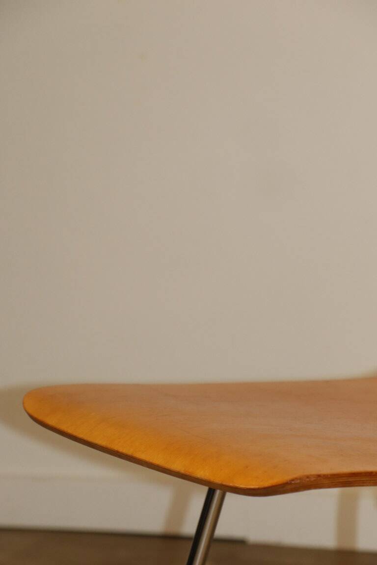 Chaise "One Point" par Hans Bellmann pour Horgenglarus - 1950