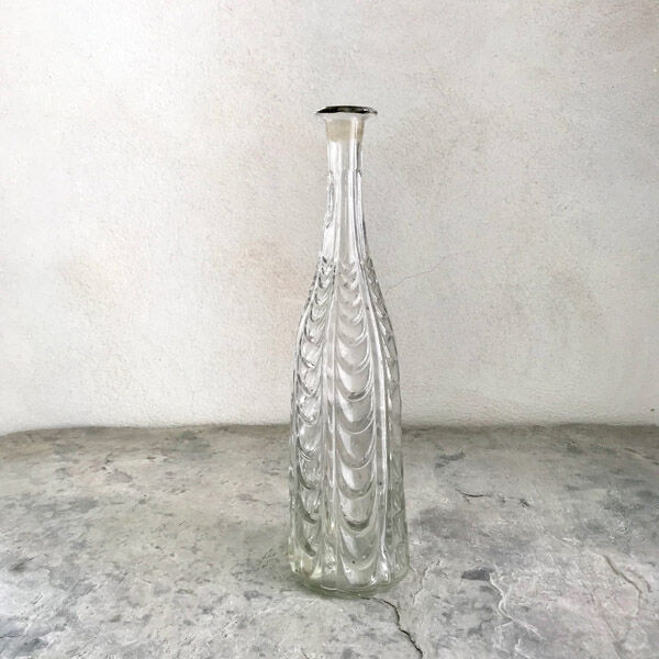 Glass carafe