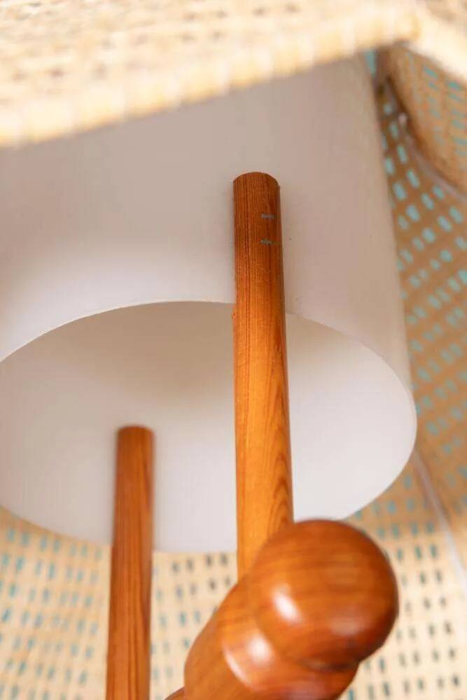 Swedish suspended lamp in bohemian strap.