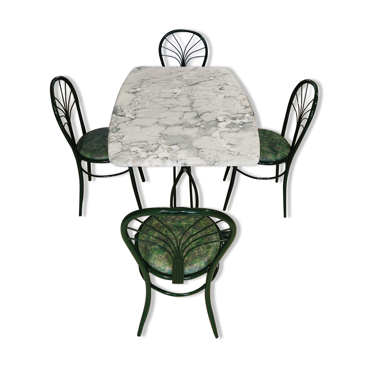 Table à manger en marbre, pieds fonte verts et 4 chaises tube acier assorties revêtement simili cuir