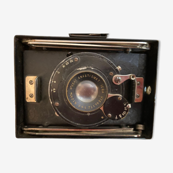 IENA STEGLITZ camera