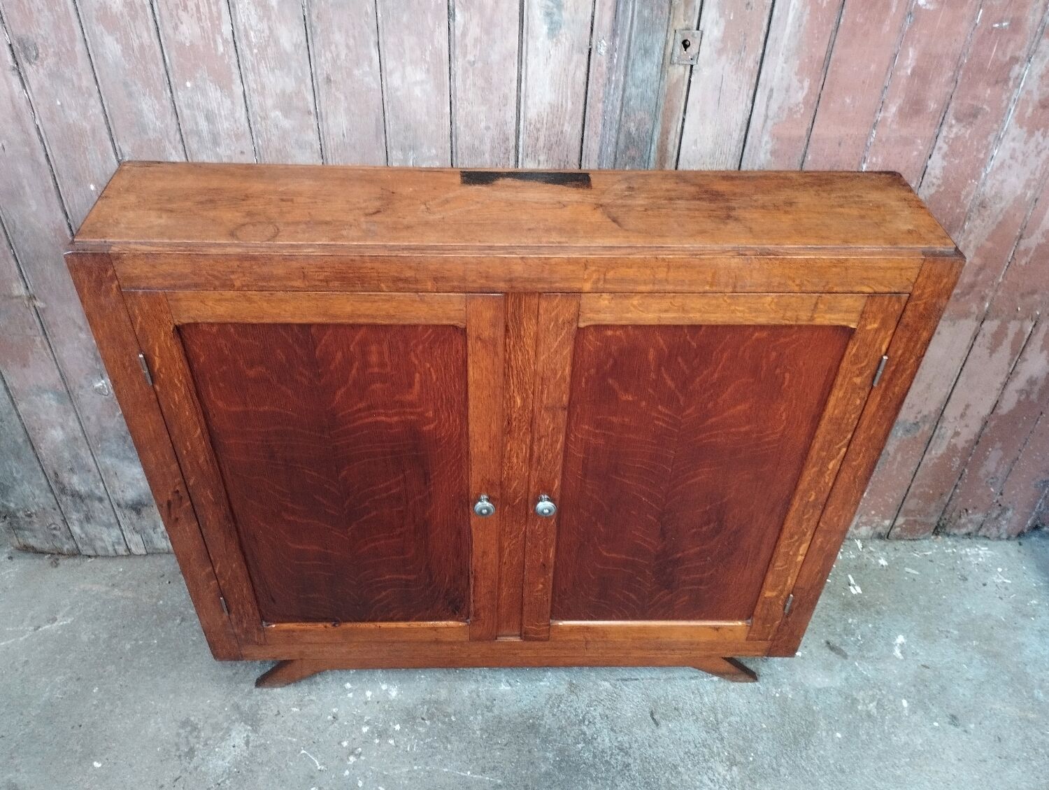 Vintage console sideboard with compass feet