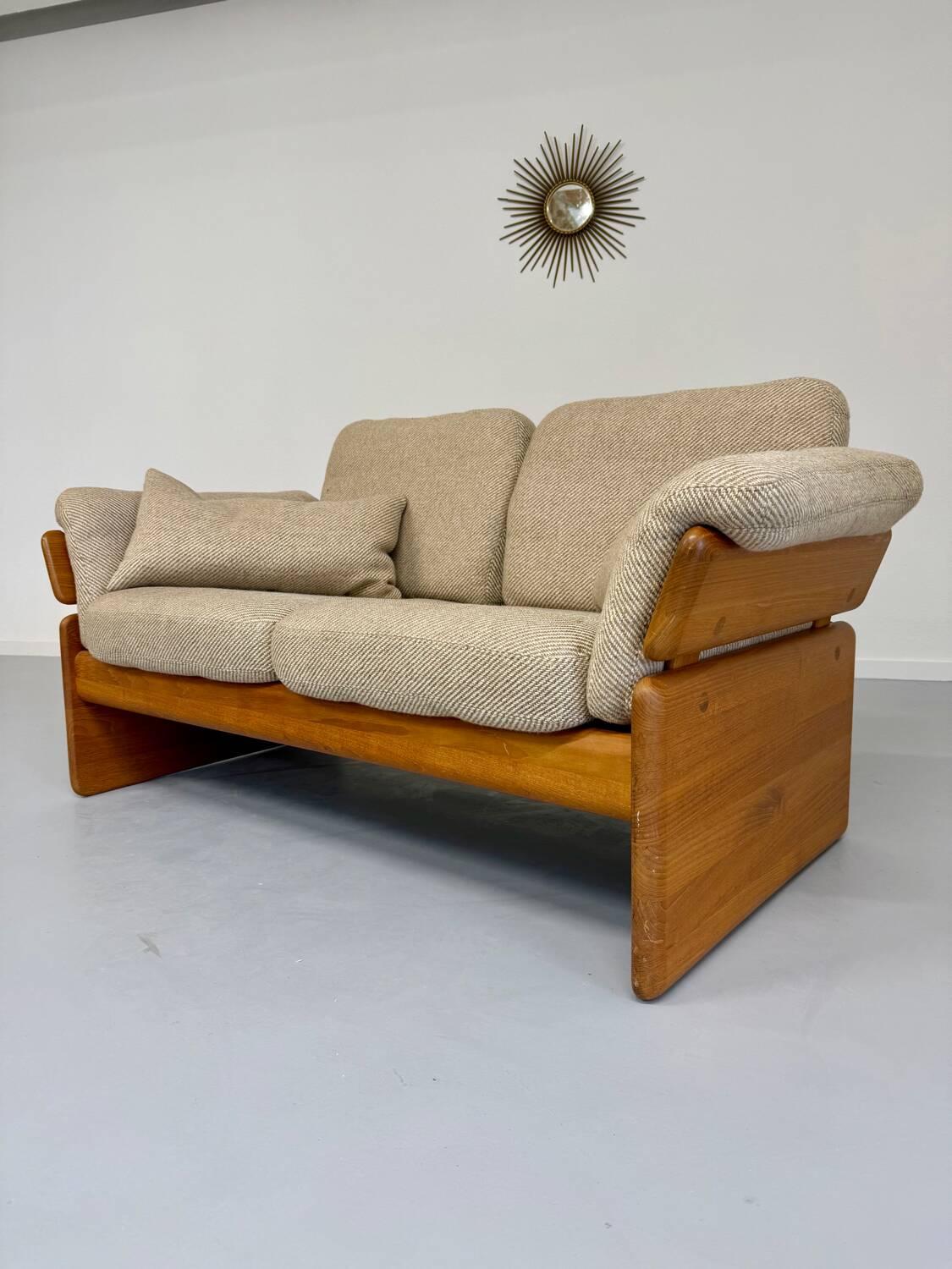 Old sofa in solid elm and vintage 80s design fabric Seltz France