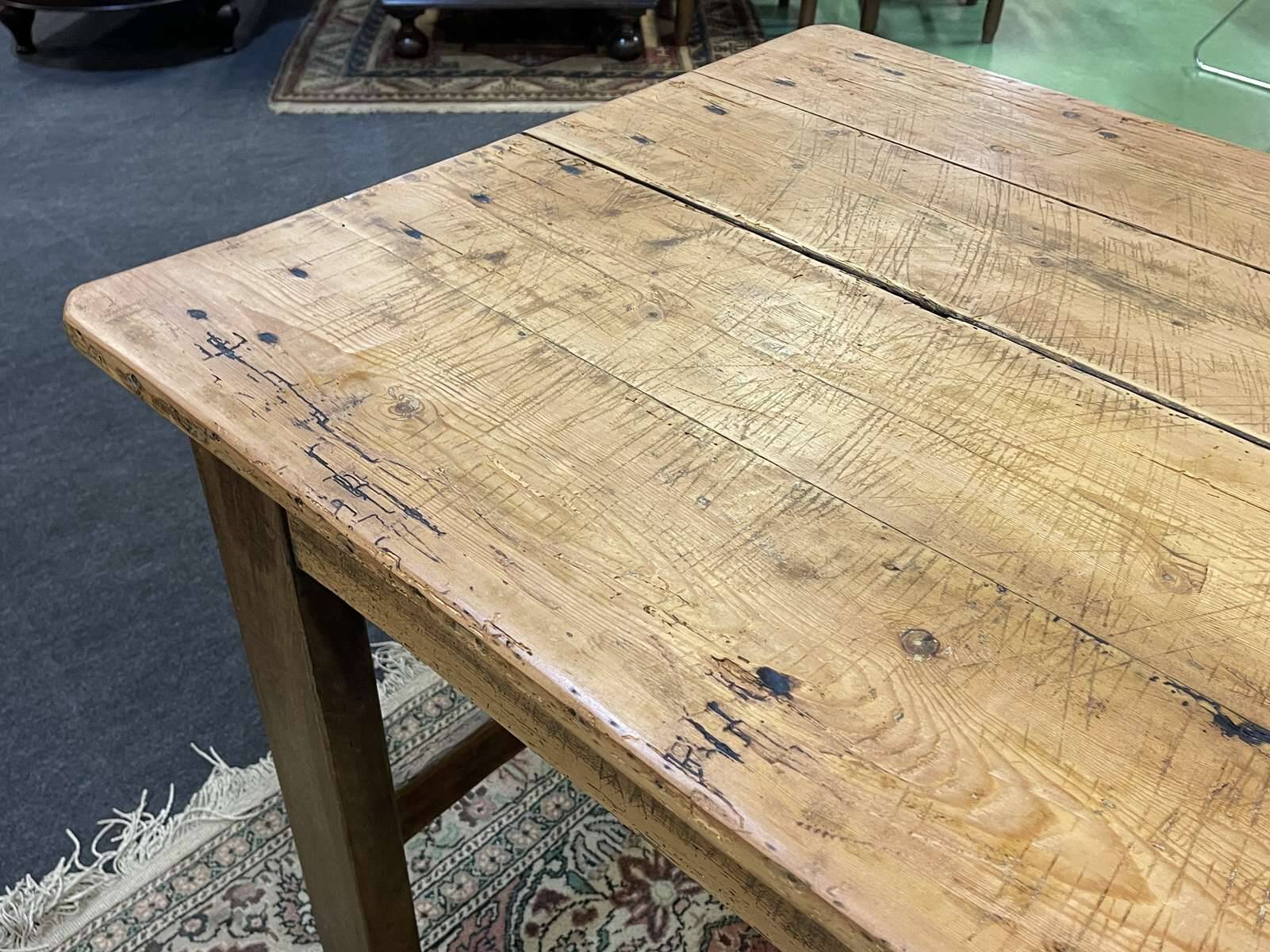 Table de ferme 19ème en sapin et châtaignier