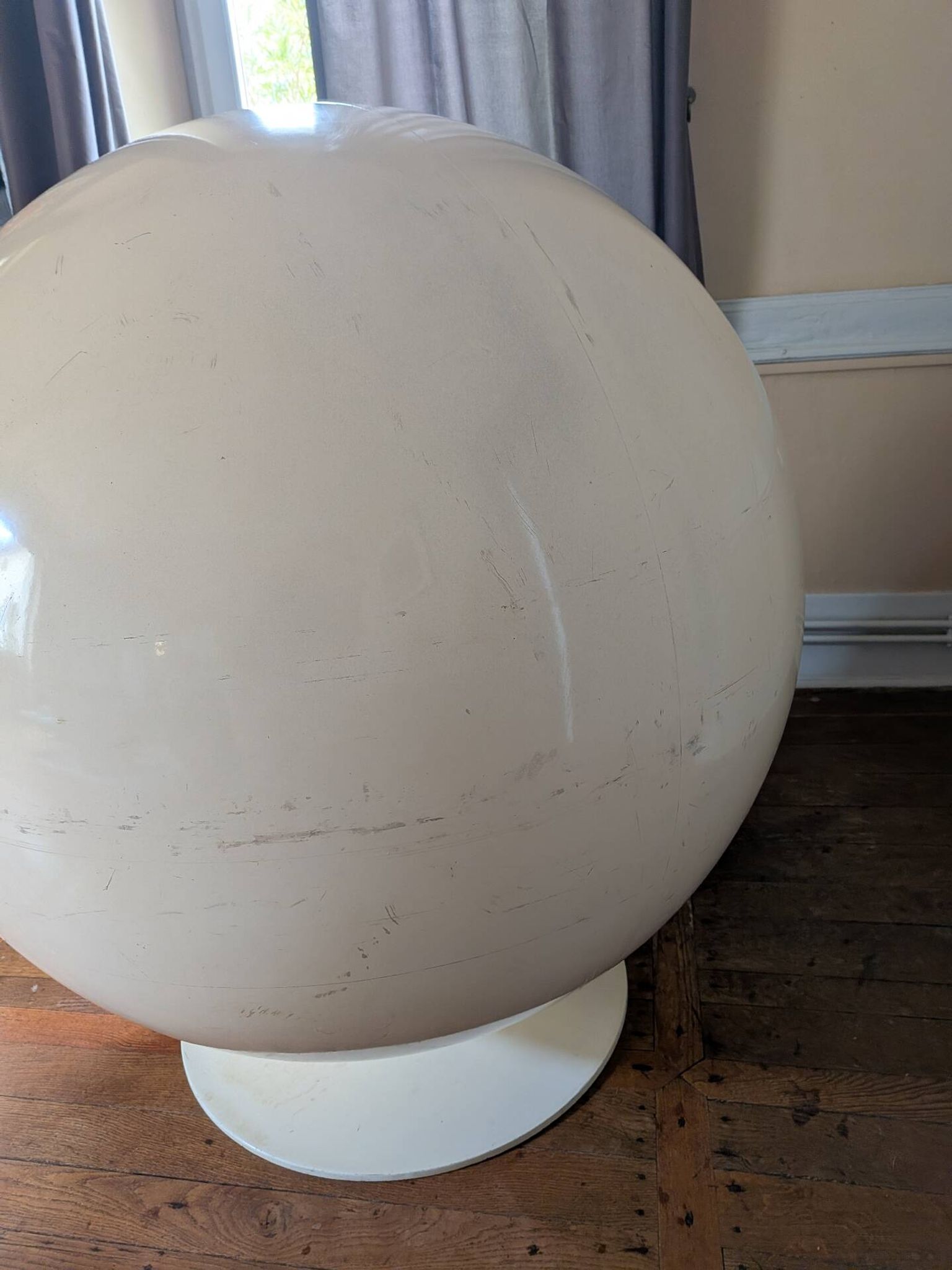 Ball Chair Aarnio 1st edition 70
