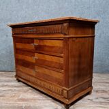 Louis XVI Style chest of drawers in walnut circa 1850-1880
