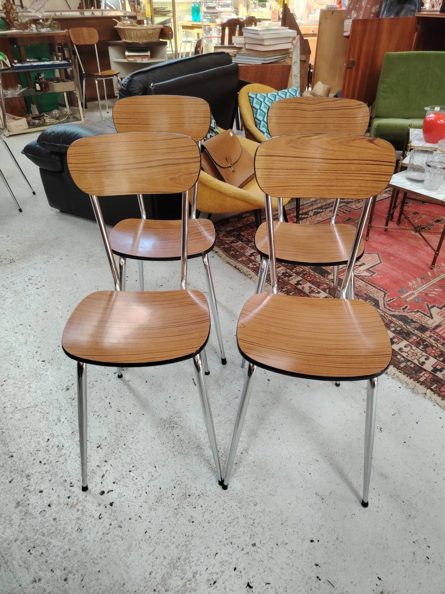 Set of 4 chairs in wood-effect Formica and chrome metal - 1970