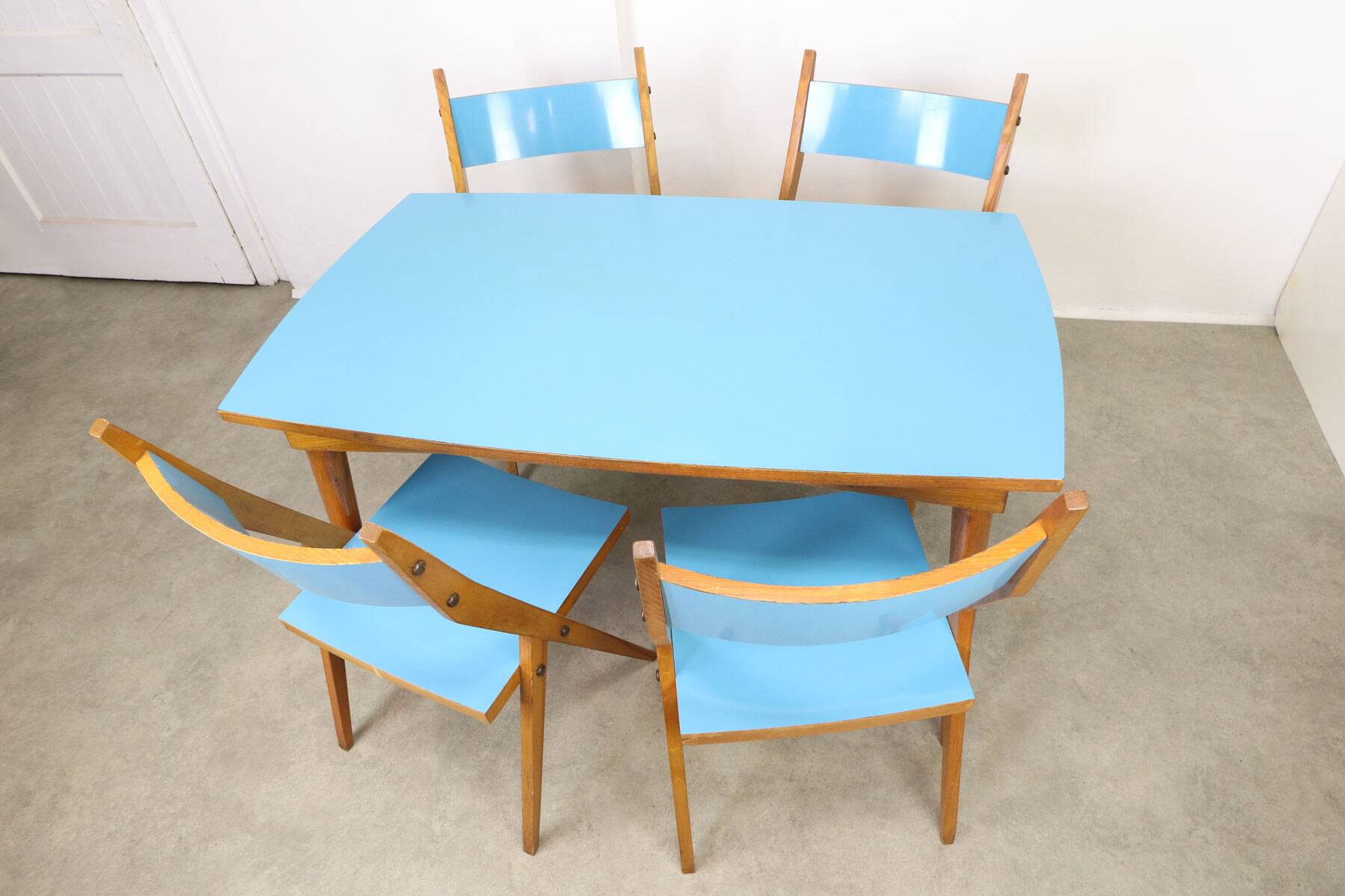 Mid-century Italian Wooden Dining Set of 5 in Blue
