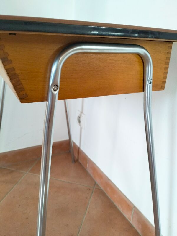 Bureau enfant années 70