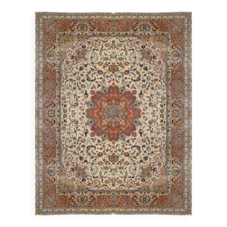 Tapis d'Orient Iran Tabriz laine et soie : 2.50 X 3.50 Mètres