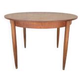 Scandinavian extendable round table