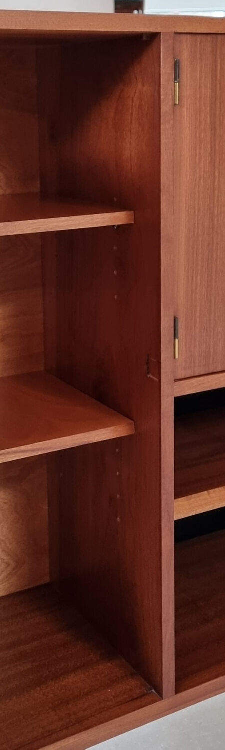 Armoire du milieu du siècle